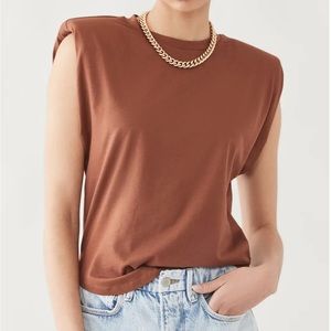 Good American Strong Shoulder Tank Top in Tortoise Shell